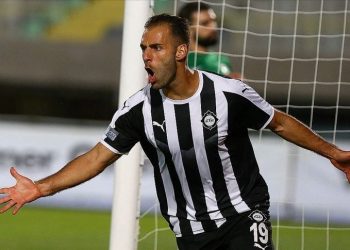 Altay’da Paixao geçmişi mumla arıyor