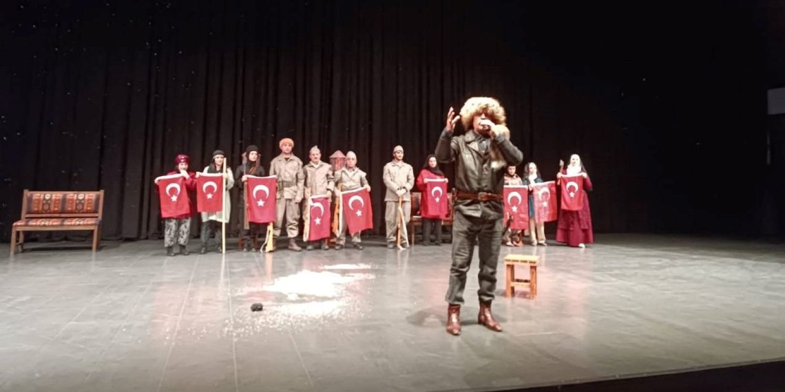 Anadolu’da Tarih Yazan Analar oyunu beğeni topladı