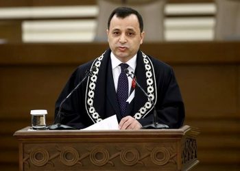 Anayasa Mahkemesi Lideri Prof. Dr. Zühtü Arslan kimdir?