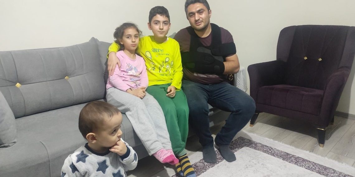 Ankara’da sokak köpeği dehşeti: Kızını korumak için koşarken kucağındaki çocuğuyla yere düştü