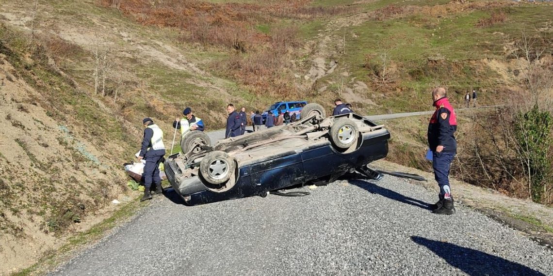Araba takla attı: 90 yaşındaki şoför öldü, eşi ve komşusu yaralandı