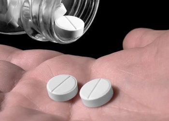 Aspirin kanser nedenli ağrıları azaltmada morfin kadar tesirli