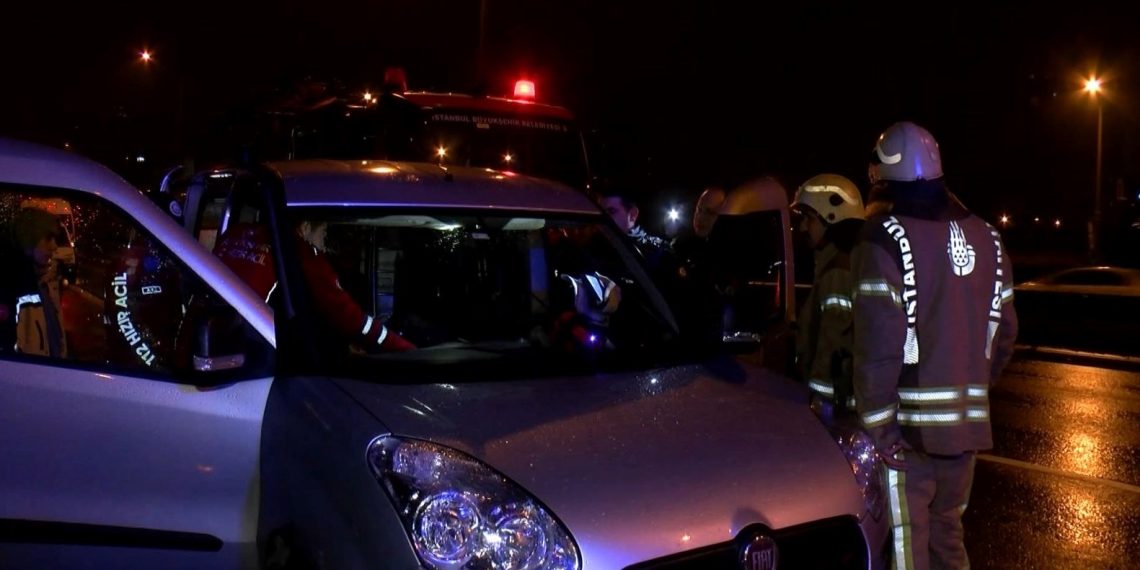 Ataşehir’de park halindeki araçta ceset