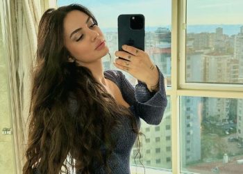 Azmettiricilikle suçlanan toplumsal medya fenomeni Ece Ronay, adliyeye sevk edildi