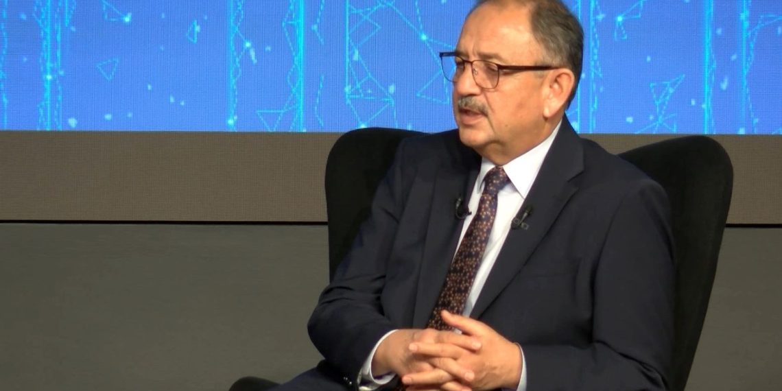 Bakan Özhaseki: Cumartesi günü İstanbul’un zelzeleye hazırlığını başlatıyoruz