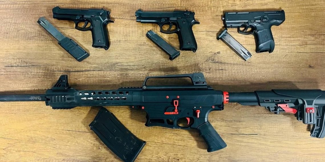 Başakşehir’de düğün konvoyunda havaya ateş açıldı, 5 kuşkulu yakalandı