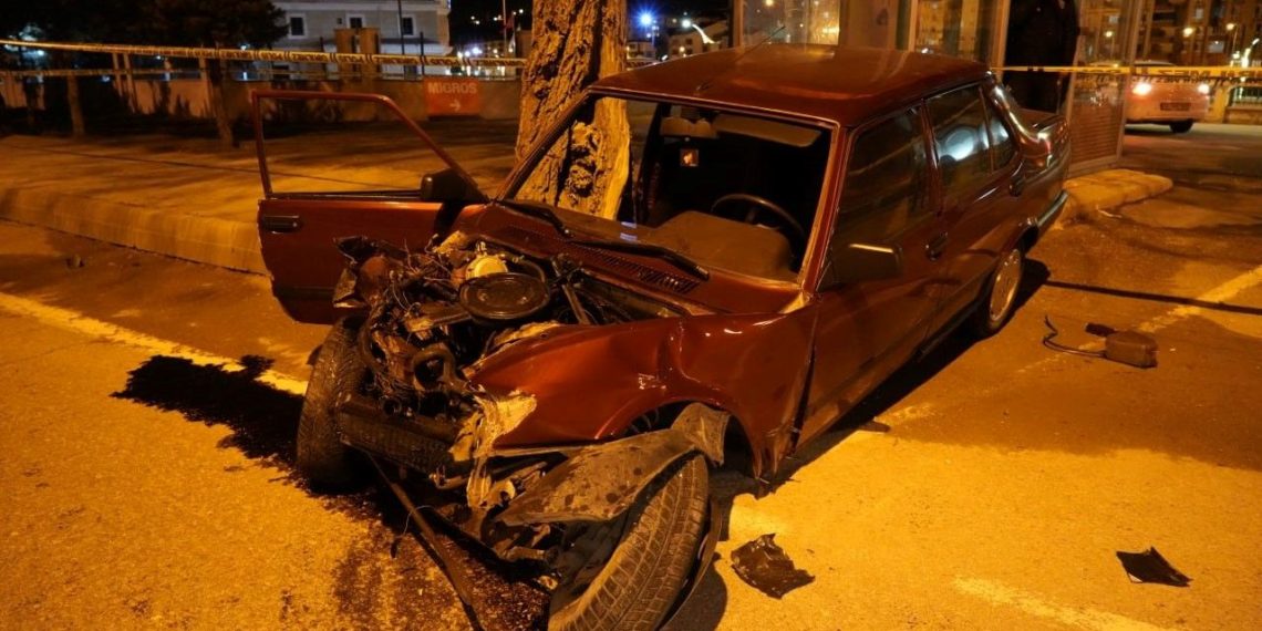 Bayburt’ta trafik kazası: 1 meyyit, 1 ağır yaralı