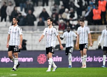 Beşiktaş meskeninde Alanyaspor’a kaybetti