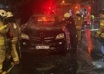 Beşiktaş’ta alev alan lüks cip kullanılamaz hale geldi