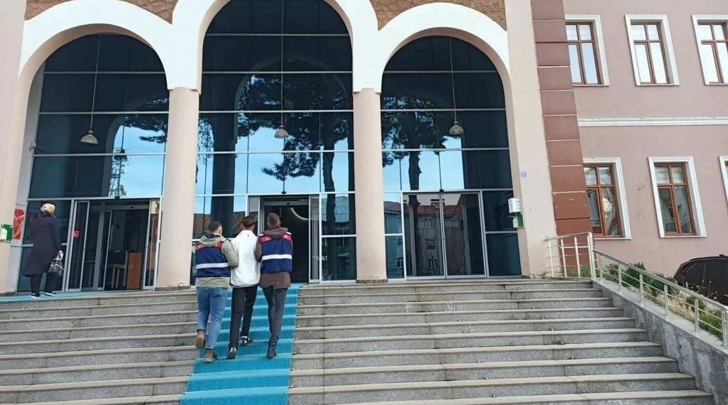 Bingöl’de 10 yıl mutlaklaşmış mahpus cezası olan zanlı yakalandı