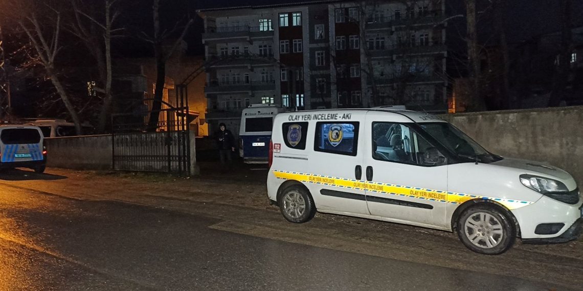 Bursa’da 4 çocuk annesi eşini göğsünden bıçaklayarak öldürdü