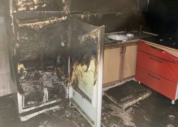 Buzdolabında odun yakan Alzheimer hastası zehirlenip öldü