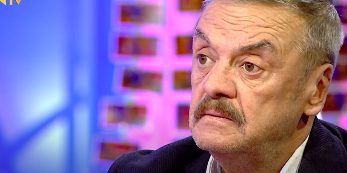 Ceyda Düvenci’nin konuğu Mesut Akusta: Oyuncu hastalanamaz, sakatlanamaz