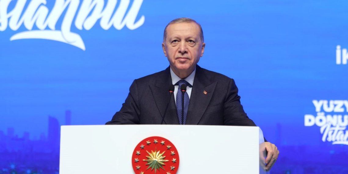 Cumhurbaşkanı Erdoğan: Bölücü alçaklardan döktükleri kanın hesabı misliyle sorulmuştur