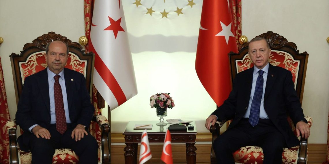 Cumhurbaşkanı Erdoğan KKTC başkanı Tatar ile görüştü