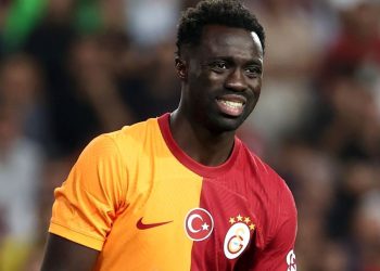 Davinson Sanchez derbide oynayacak mı?