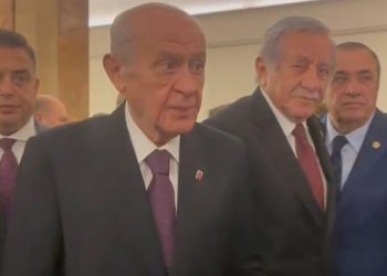 Devlet Bahçeli’den bildiri reaksiyonu | Genel Heyeti terk etti