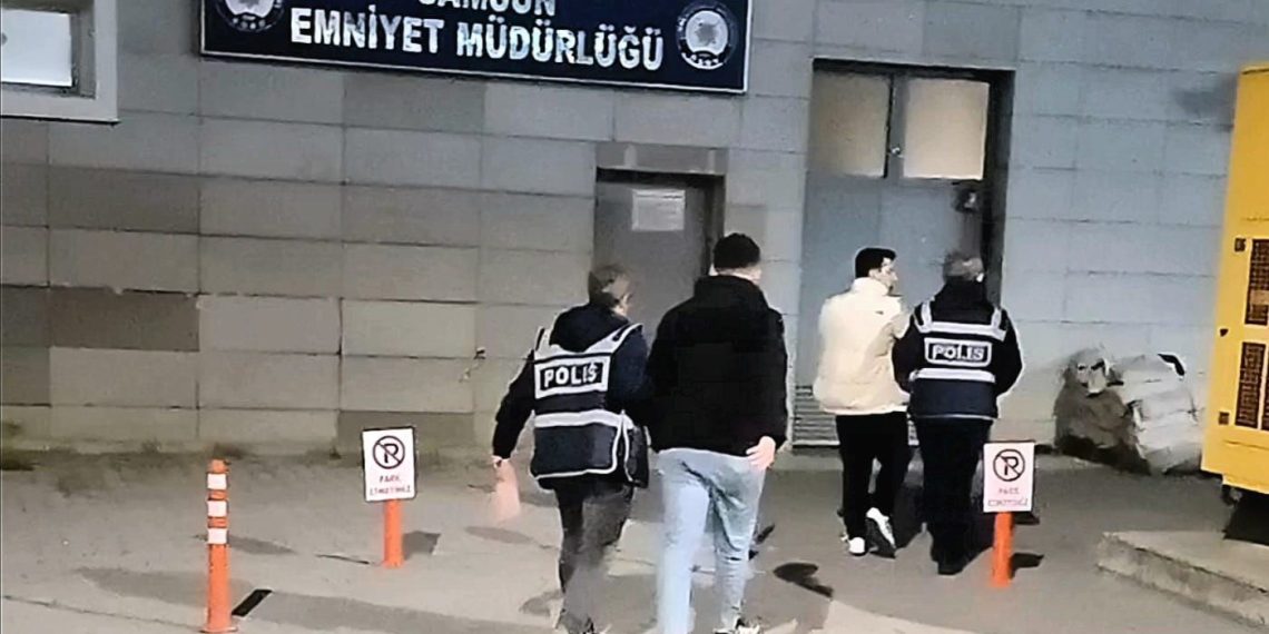 Dolandırıcılara bankada suçüstü