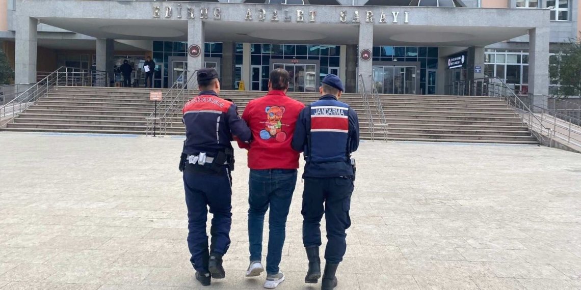 Edirne’de 5 yıl 15 ay mahpus cezası bulunan firari hükümlü yakalandı