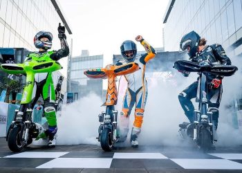 En süratli scooterlar yarıştı