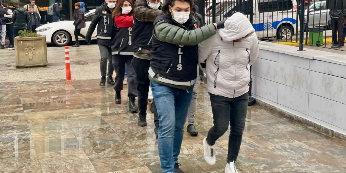 Eskişehir’de uyuşturucu operasyonunda 19 kuşkulu yakalandı