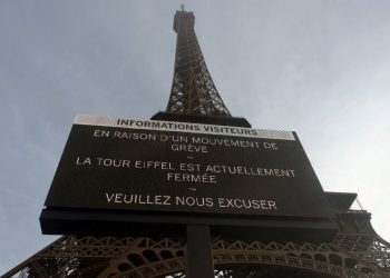 Eyfel Kulesi, tasarımcısının vefatının 100. yılında grev nedeniyle kapalı kaldı