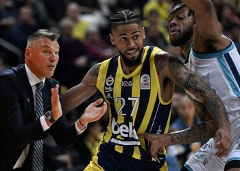 Fenerbahçe Beko, Sarunas Jasikevicius’la 2’de 2 yaptı