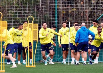 Fenerbahçe, Galatasaray derbisi hazırlıklarına başladı