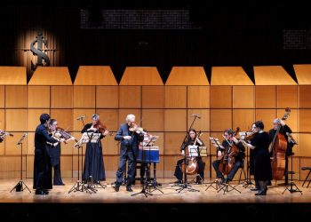 Giuliano Carmignola ve Concerto Köln İş Sanat’ta sahne aldı