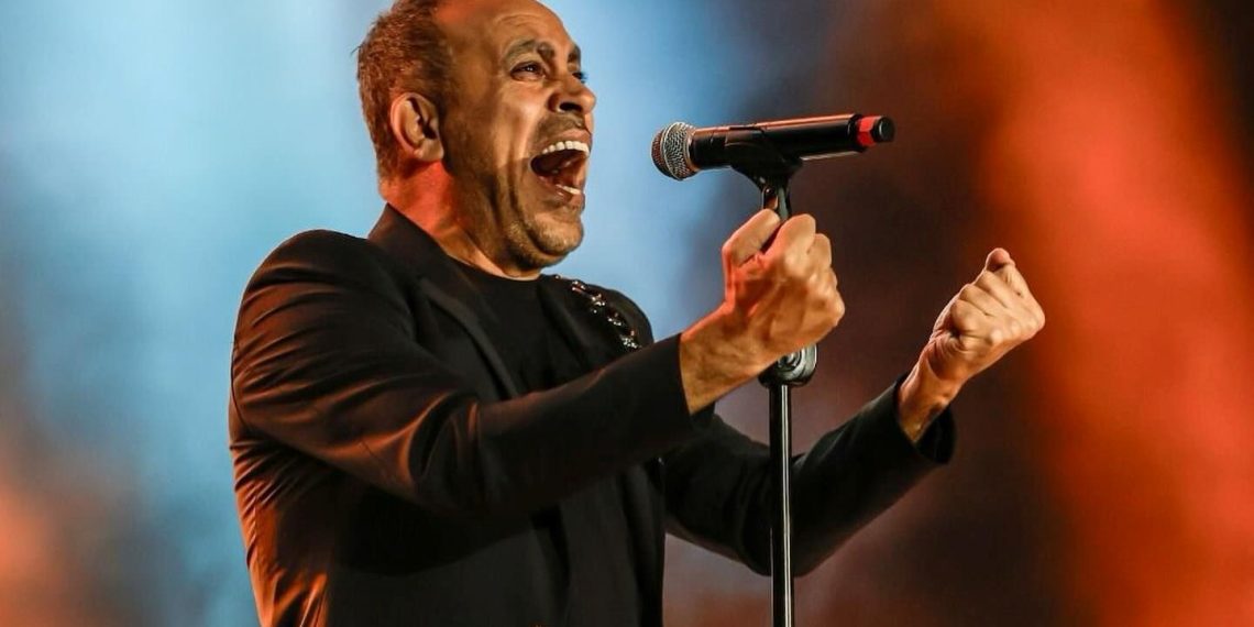 Haluk Levent ve sanatçı dostlarından Gazze’ye takviye konseri