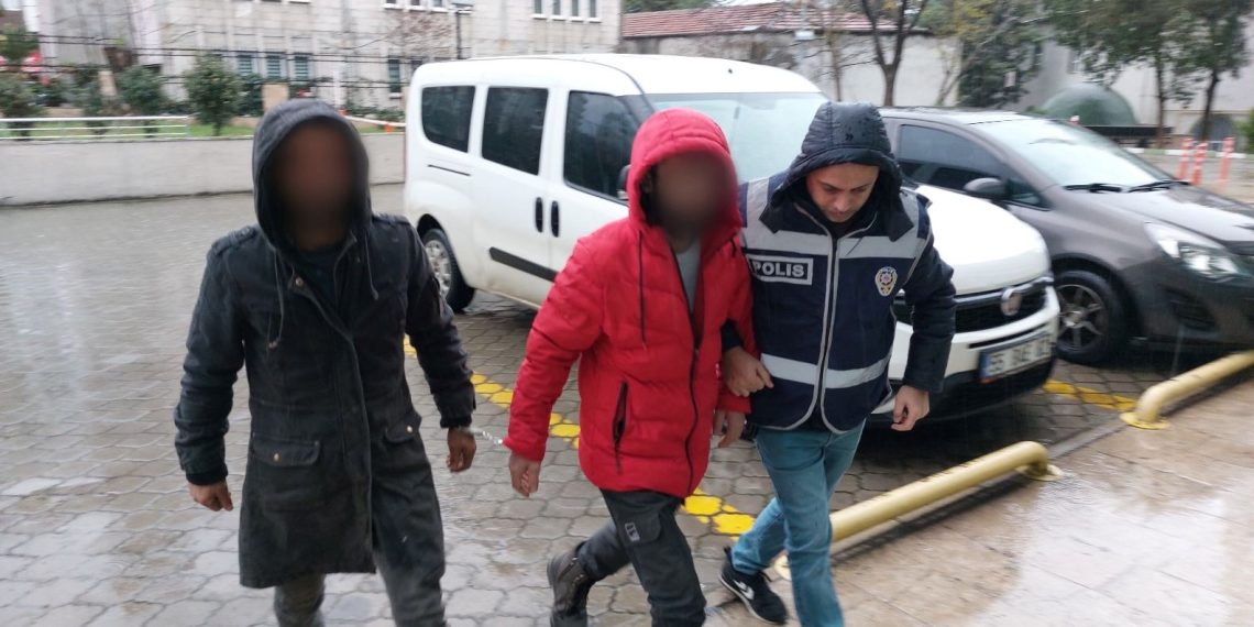 İnşaattan hırsızlığa 3 gözaltı