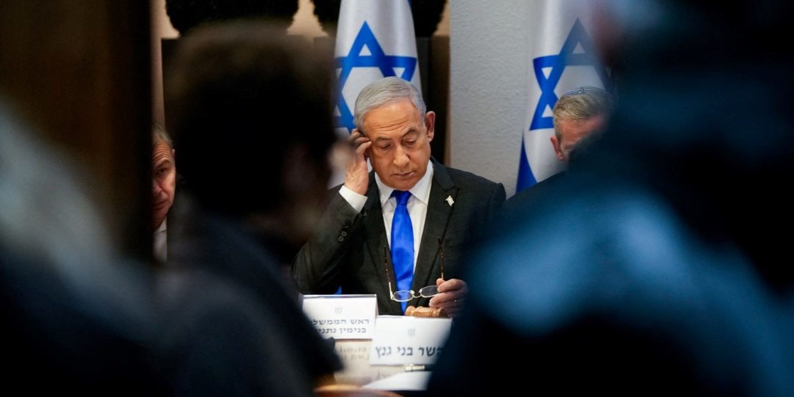 İsrailli birtakım yaralı askerler hastaneyi ziyaret eden Netanyahu ile görüşmeyi reddetti