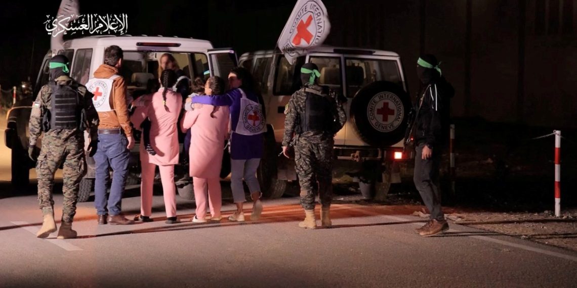 İsrailli esirlerin aileleri, açlık grevine başlayacak