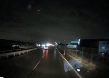 İstanbul’da dakikalarca süren kovalamaca: Karşıt şeride girip kaçtılar