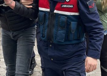 Jandarmadan uyuşturucuya geçit yok: 4 gözaltı