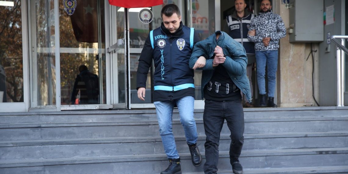 Kayseri’de 18 firari hükümlü yakalandı
