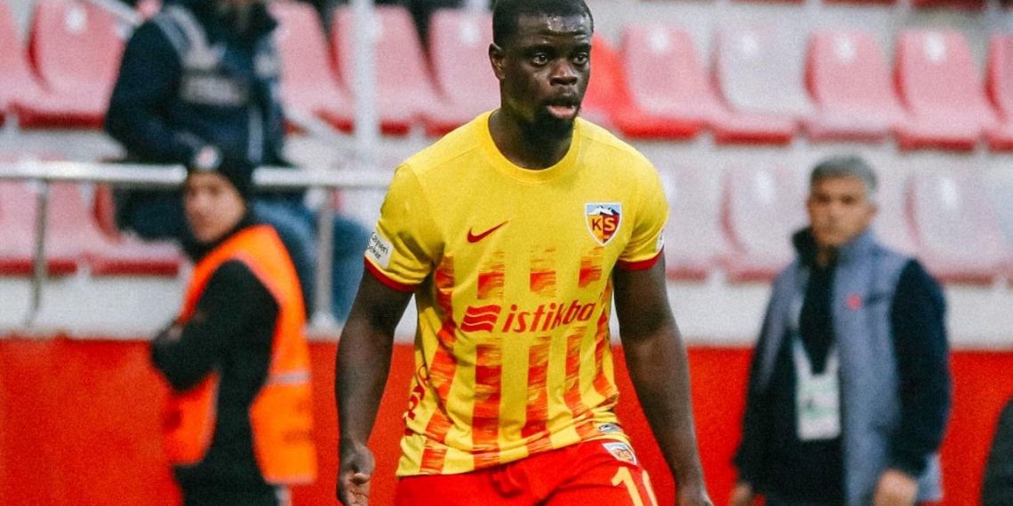 Kemen Kayserispor ile yollarını ayırdı