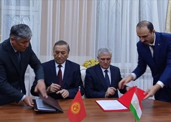 Kırgız-Tacik sonunun tartışmalı kısmının 11,88 kilometresi daha belirlendi