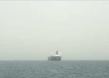 Kızıldeniz krizi büyüyor: Japon gemileri de dümeni kırdı