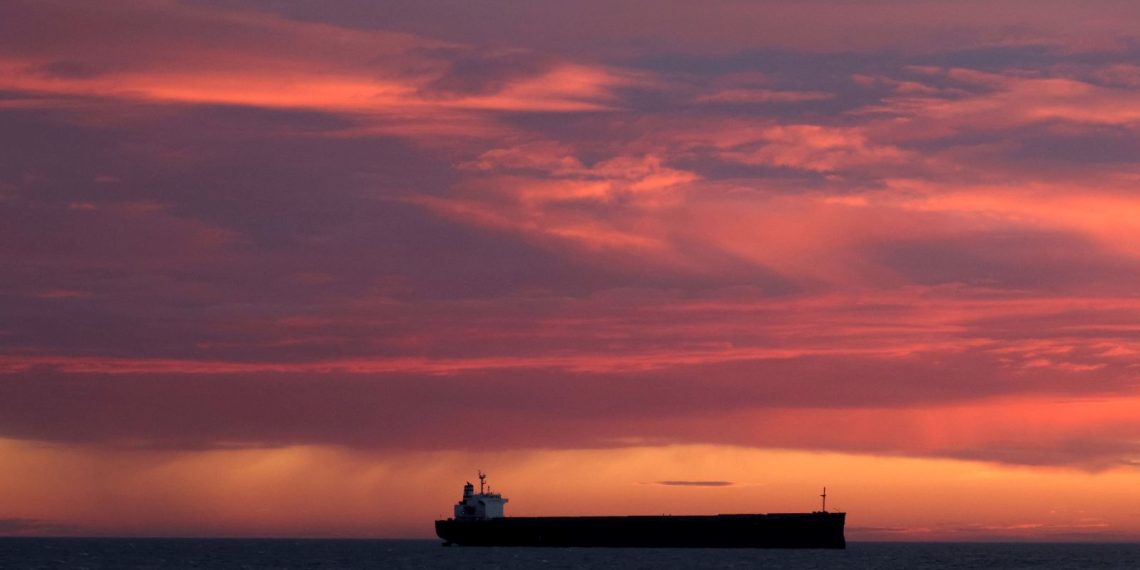 Kızıldeniz’de gerginlik tırmanıyor: Ticari gemiye roket saldırısı