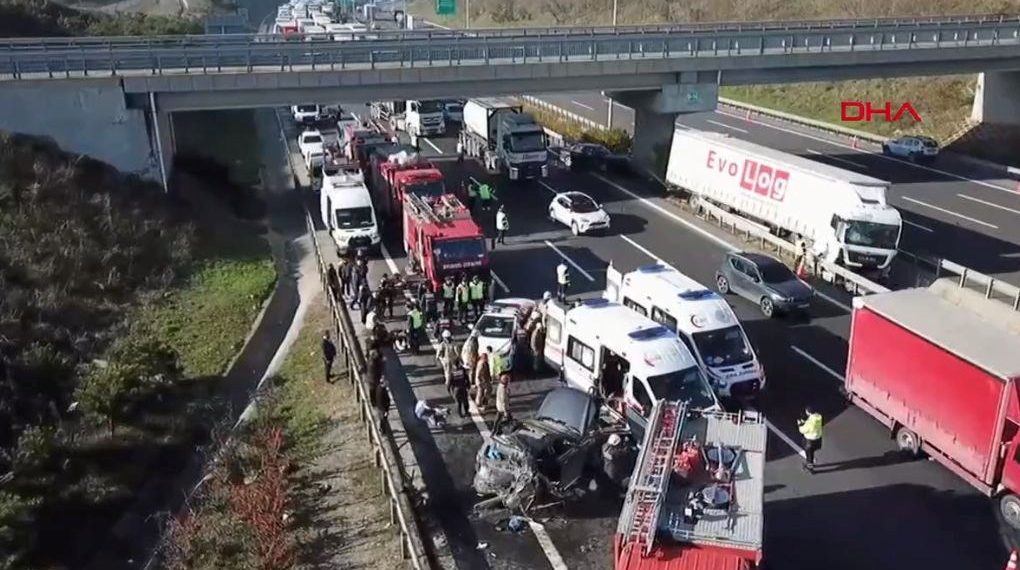 Kuzey Marmara Otoyolu’nda kaza: 6 yaralı