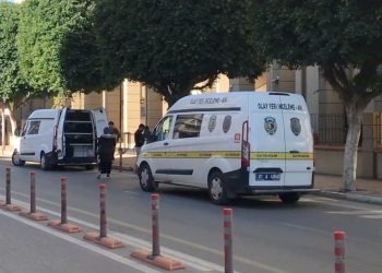 Mahkeme binası önünde bomba paniği: Hazırladığı el imali patlayıcıyı polise teslim etti