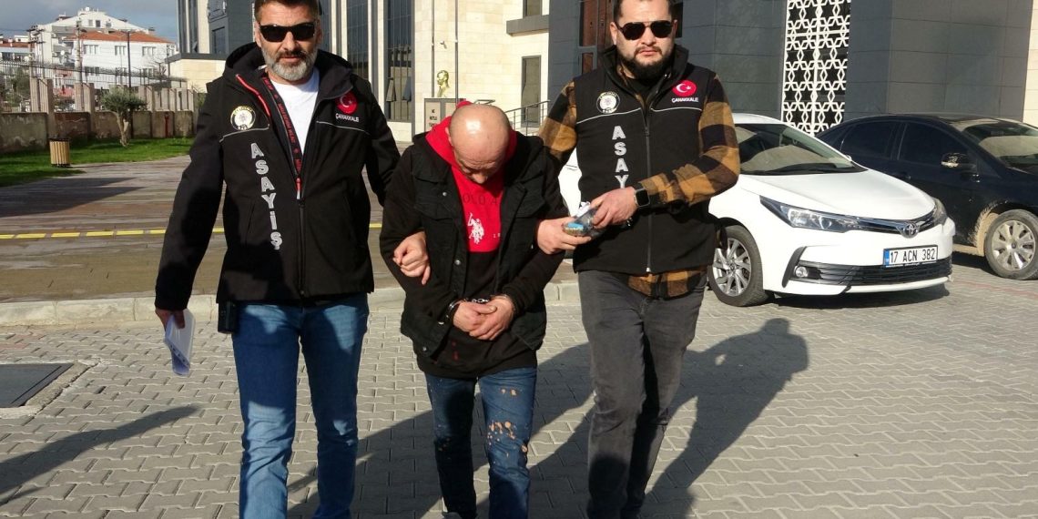 Masaj salonunda bayan çalışanın yüzüne kezzap atan kuşkulu yakalandı