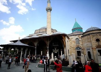 Mevlana Müzesi nerede? (Mevlana Müzesi ziyaret saatleri)