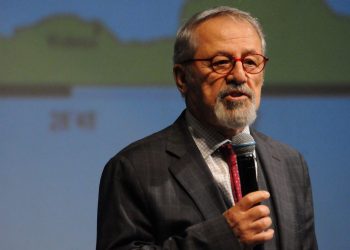 Naci Görür, “Bu işin latifesi yok” diyerek uyardı: Marmara, bir zelzele tehdidi altında