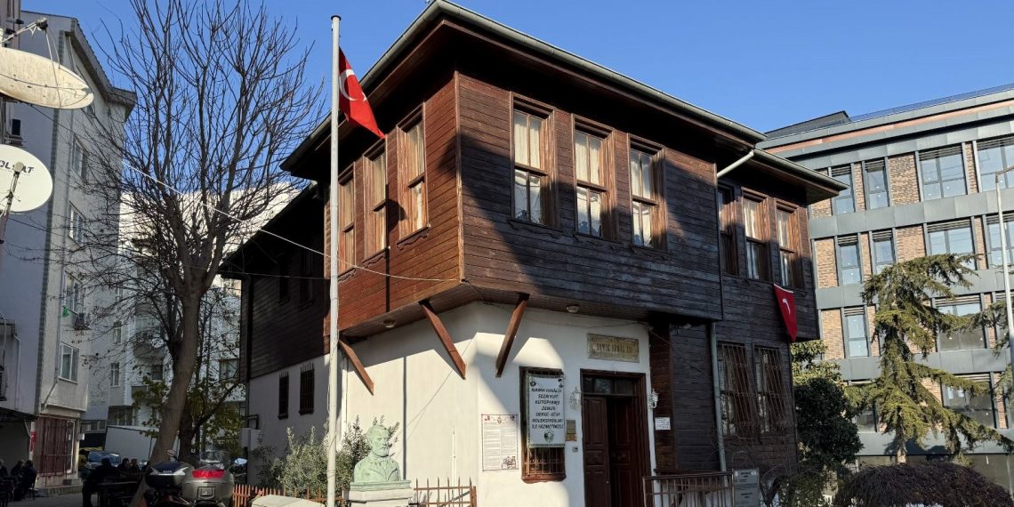 Namık Kemal’in meskeni ziyaretçilerini geçmişte seyahate çıkarıyor