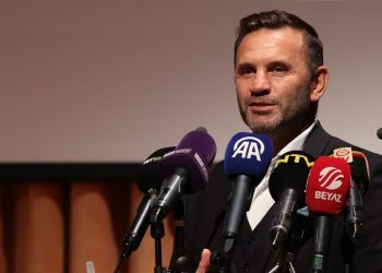 Okan Buruk’tan Sparta Prag ve derbi yorumu