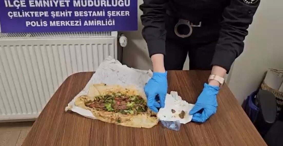 Polis merkezine dürüm içinde uyuşturucu