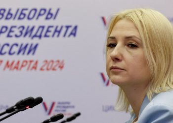 Putin’e rakip olan “barış yanlısı” Dountsova’nın adaylığı reddedildi