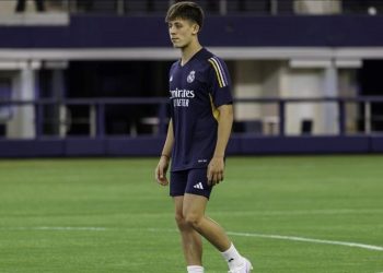 Real Madrid’den Arda Güler kararı: Maç takımında yer almadı